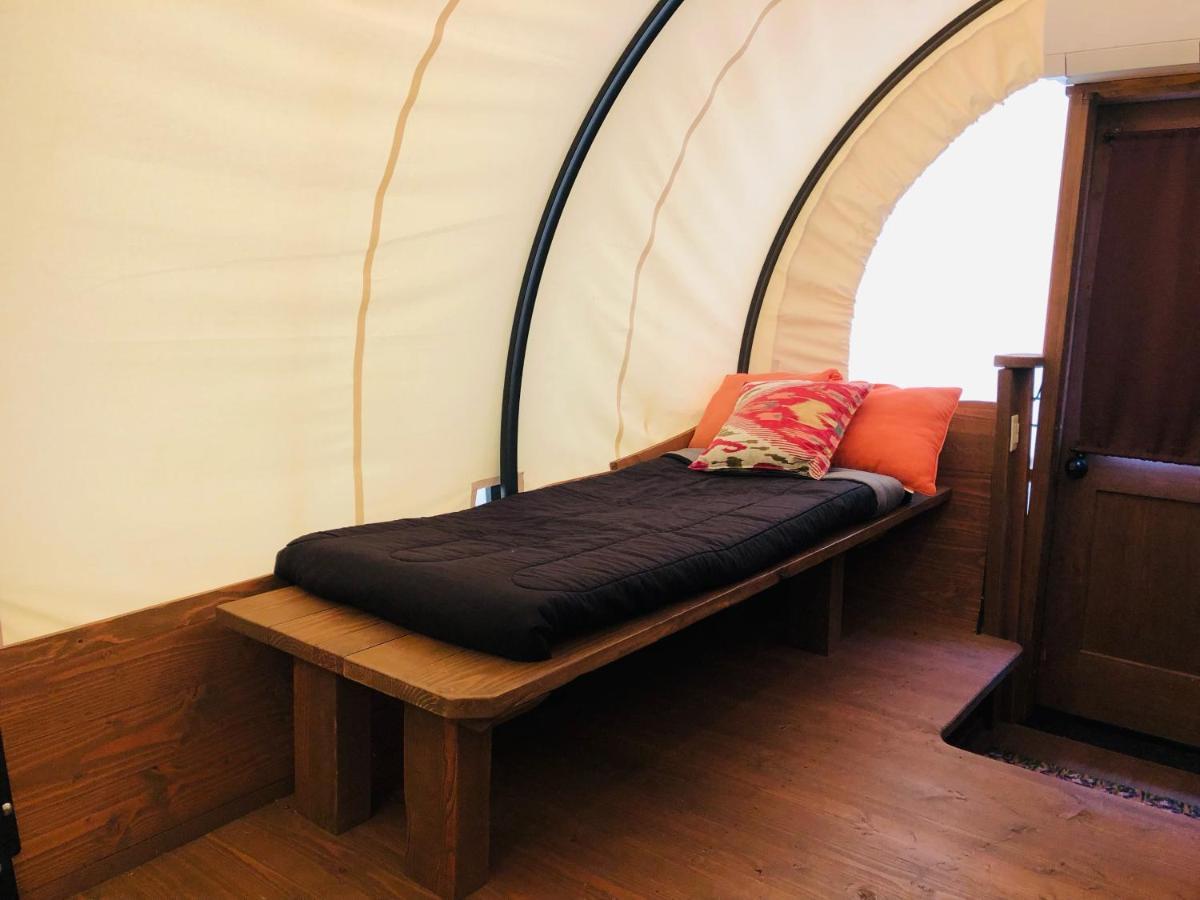 Cozy Wild West Covered Wagon Next To River Grants Pass